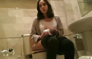 XXX Vacanza sesso per seriale hd subtitrate in romana due
